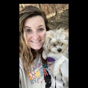 Meet your Posher, Kassandra